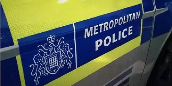 257_met police car door.jpg